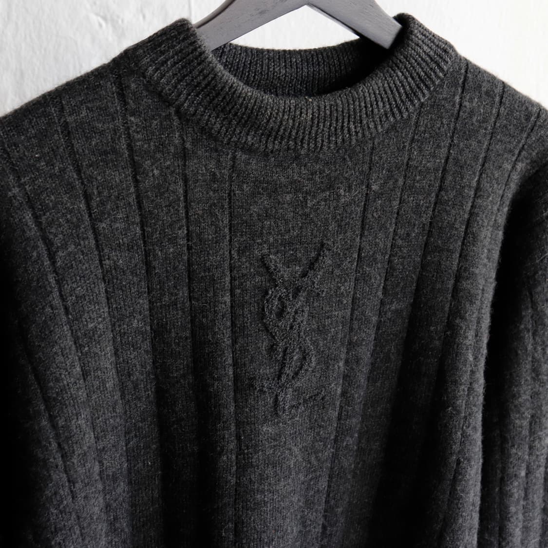 YVES SAINT LAURENT 상품이미지2