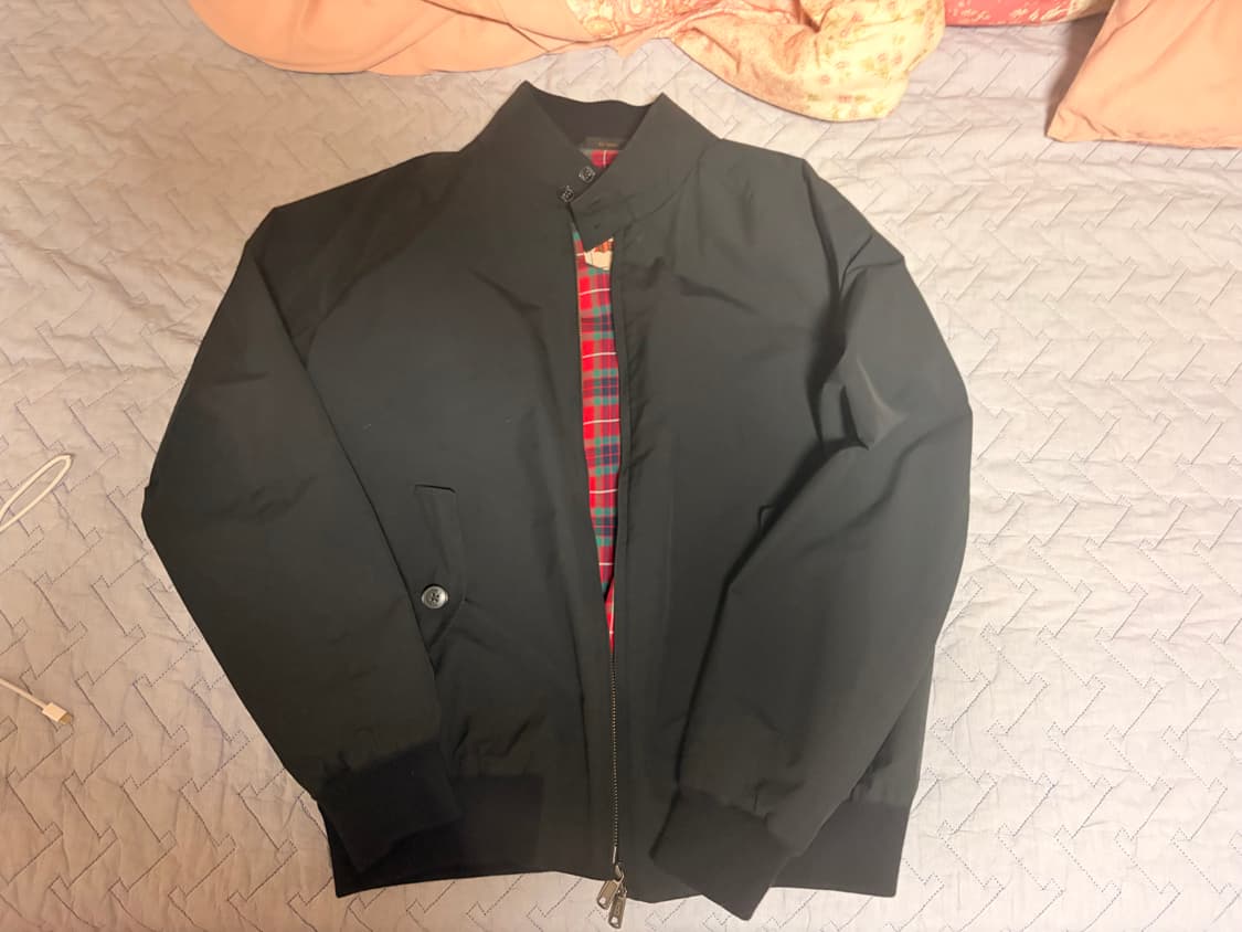 바라쿠타 g9  다크네이비 팝니다 44사이즈 상품이미지1