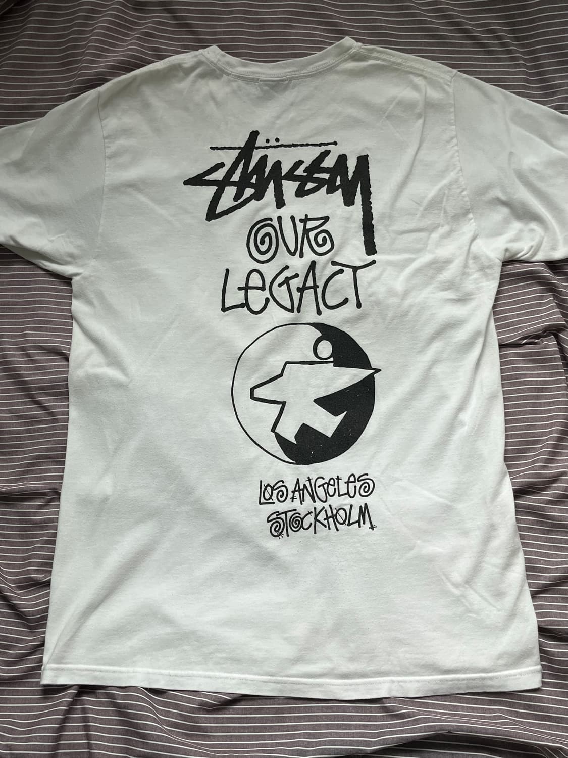 (M) 스투시 x 아워레가시 서프맨 피그먼트 다이드 티셔츠 반팔 내츄럴 상품이미지1