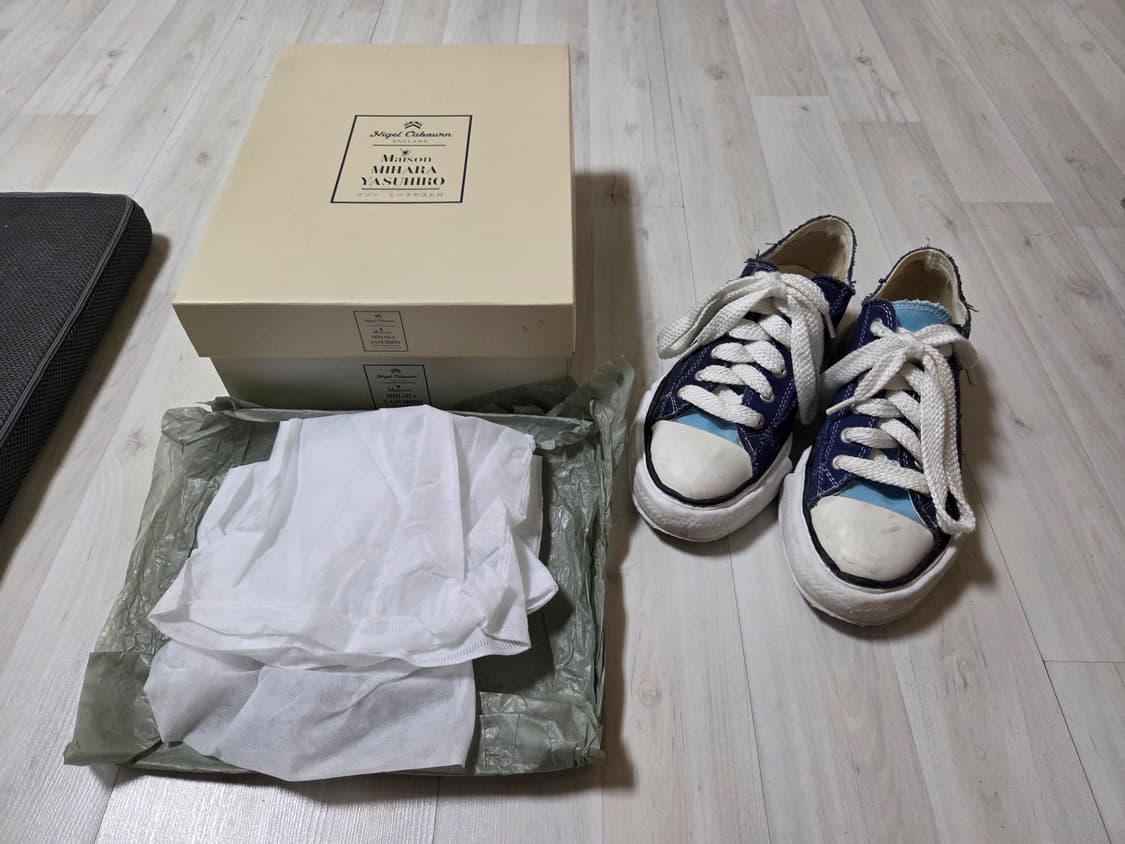 메종 미하라 야스히로 x 나이젤 카본 로우 컷 스니커즈 네이비 41 상품이미지1