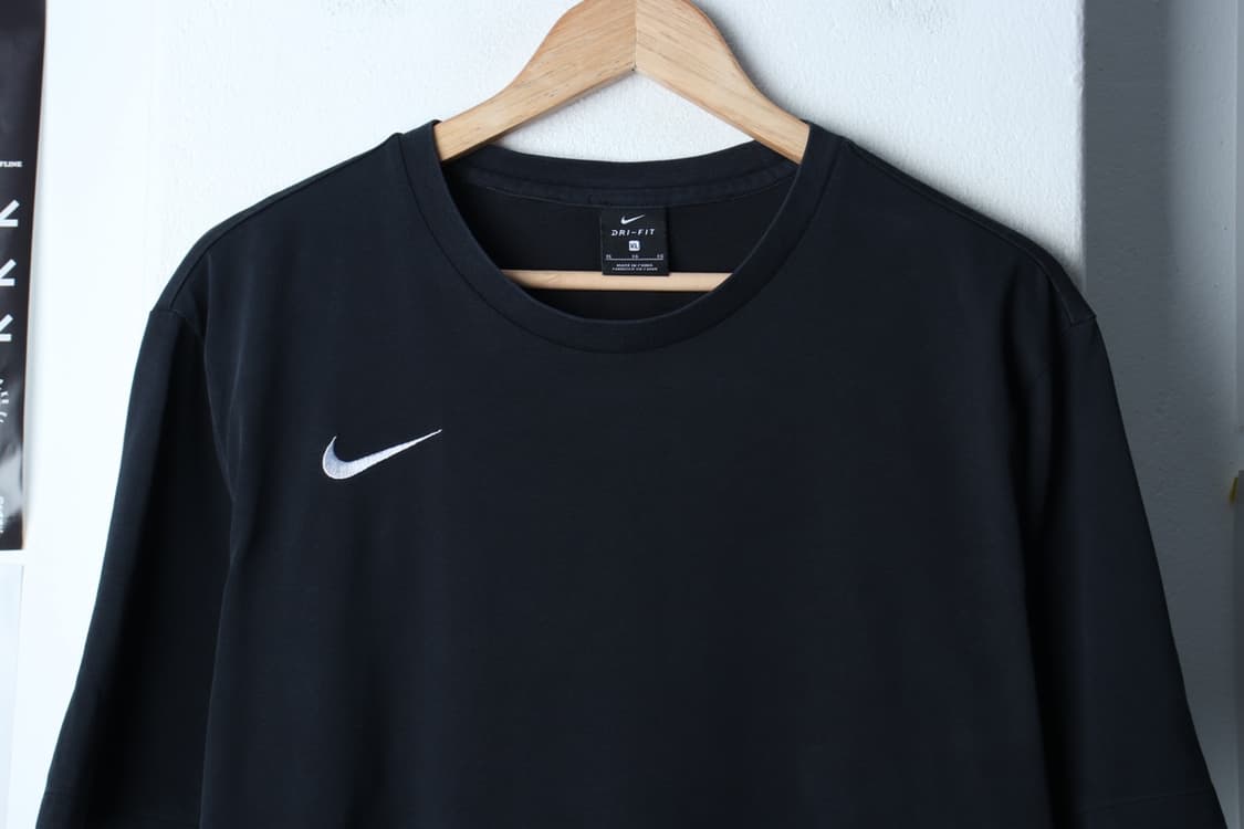 (XL-2XL) 나이키 반팔 티셔츠 스몰로고 블랙 올드스쿨-H31204 상품이미지3
