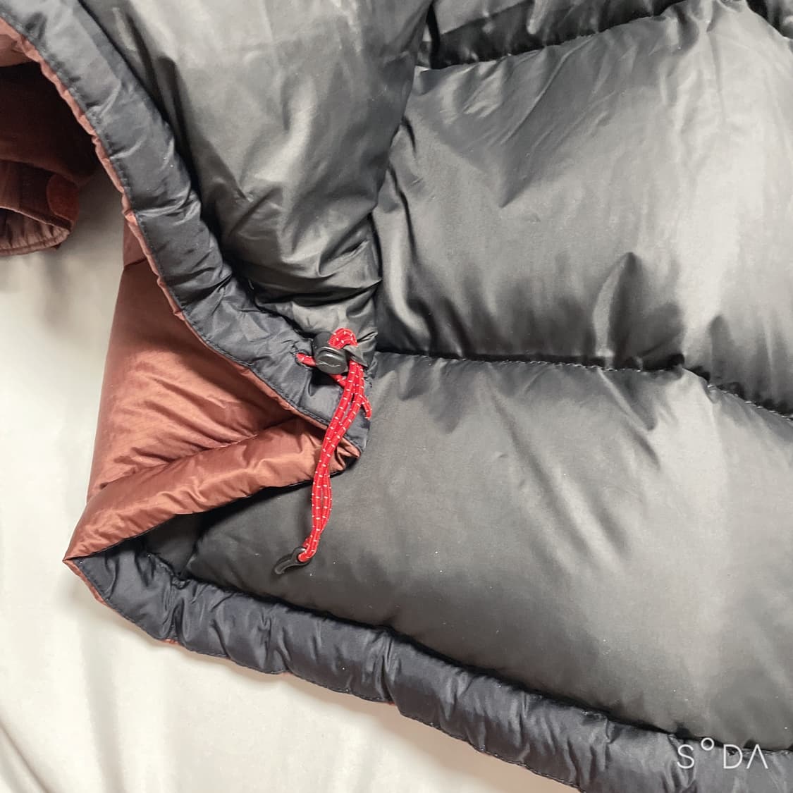 노스페이스 눕시 800 패딩 브라운/블랙 상품이미지8