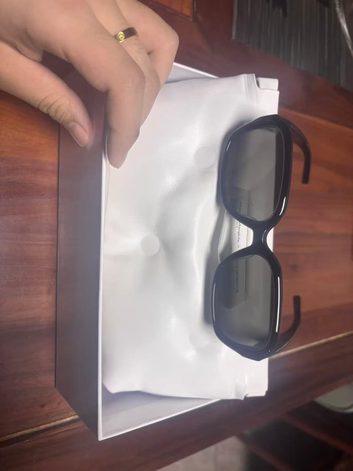 젠틀 몬스터 x 메종 마르지엘라 블랙 그레이 상품이미지1