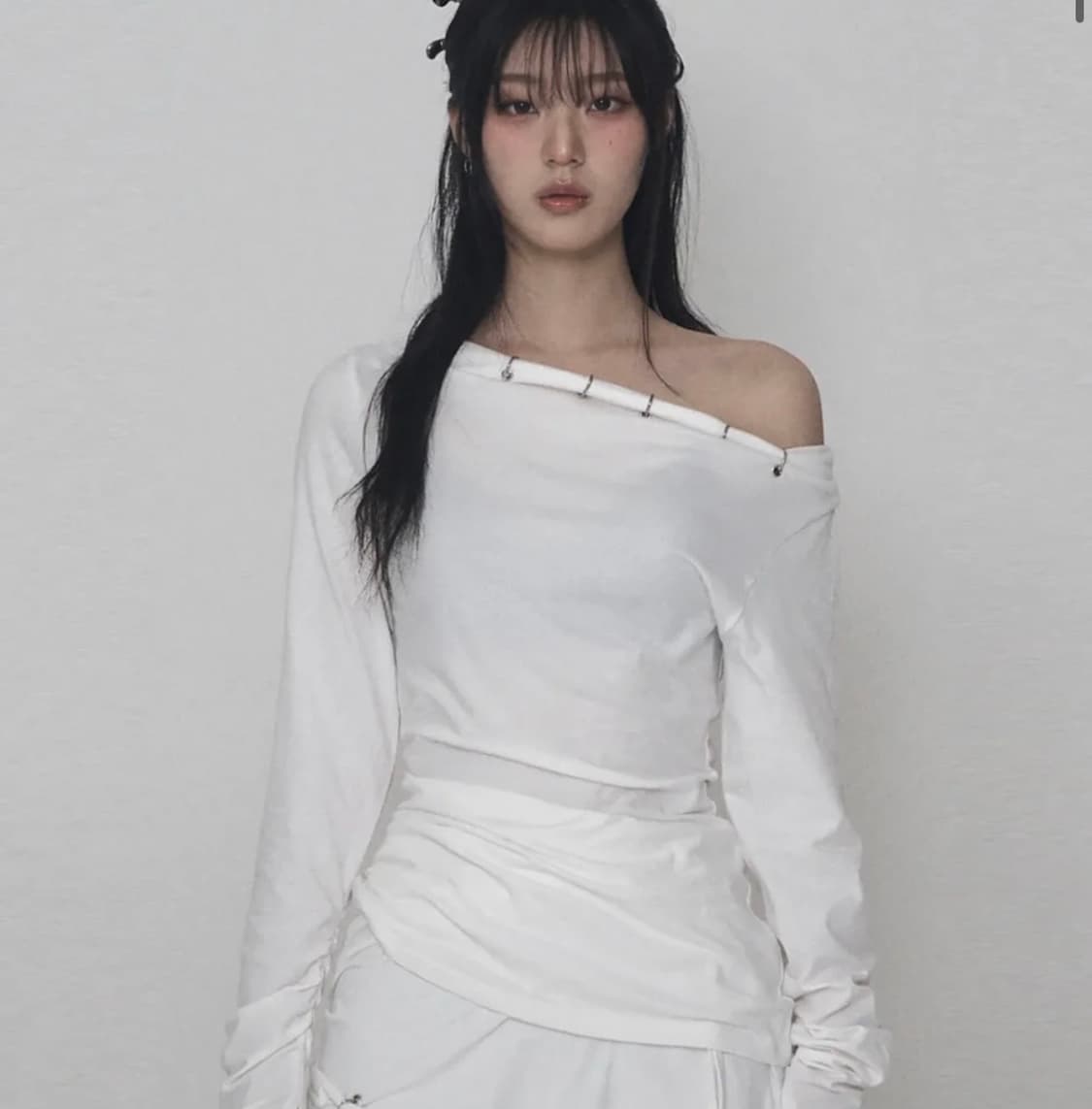 에트오소메 피어싱 드레이프 셋업 롱슬리브 상품이미지1