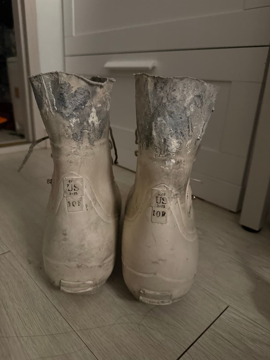 바타 버니부츠 화이트 10r 상품이미지3