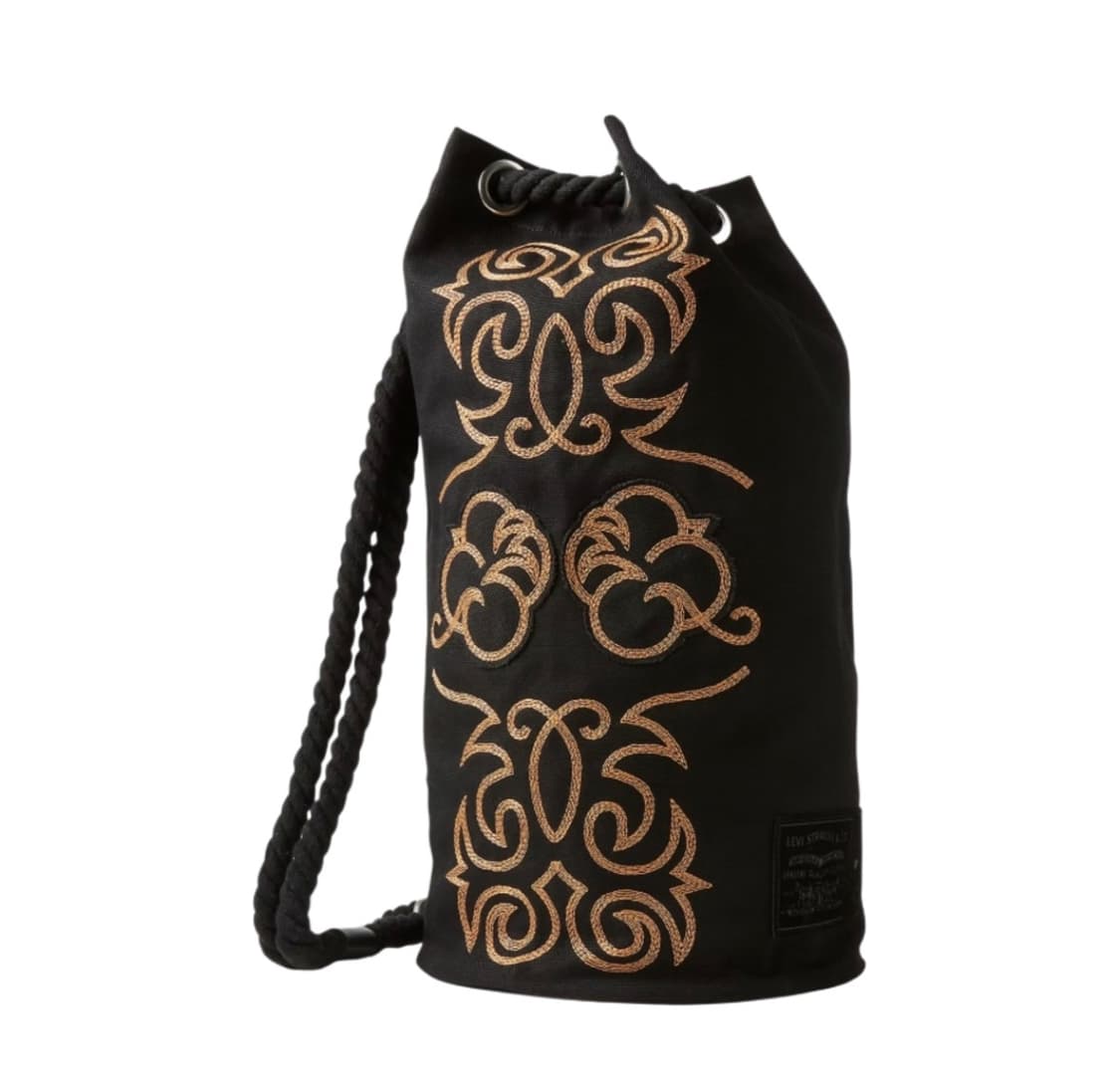 데님티어스 x 리바이스 럭색 상품이미지1