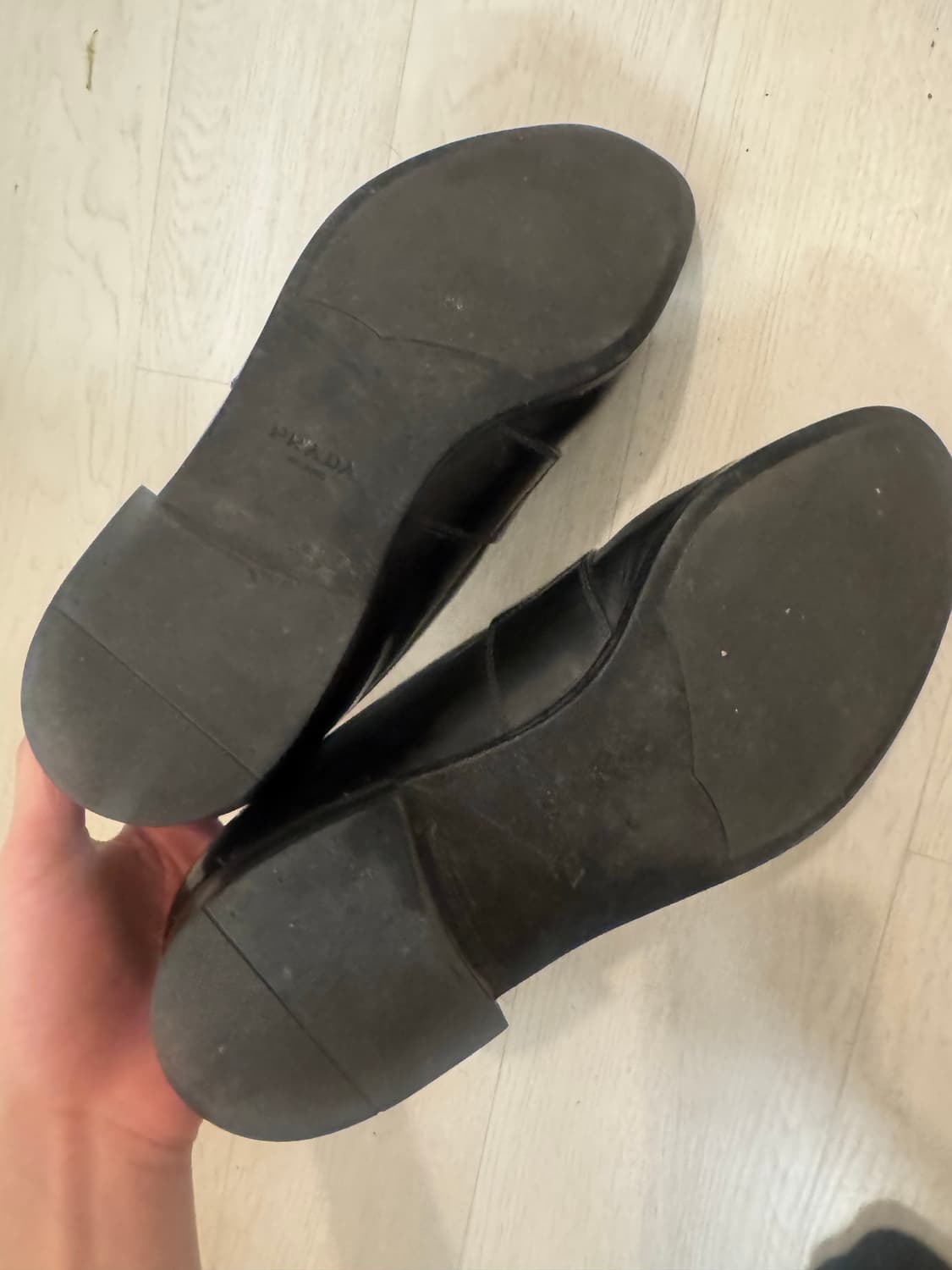 프라다 로퍼 270 상품이미지4