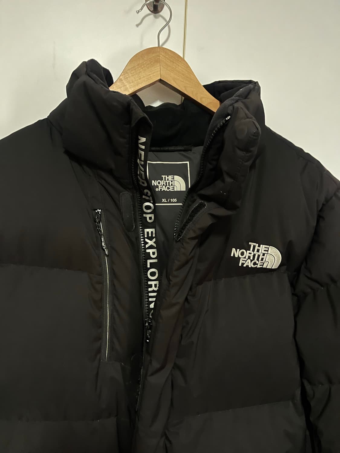 노스페이스 블랙 패딩 DRYVENT 상품이미지2