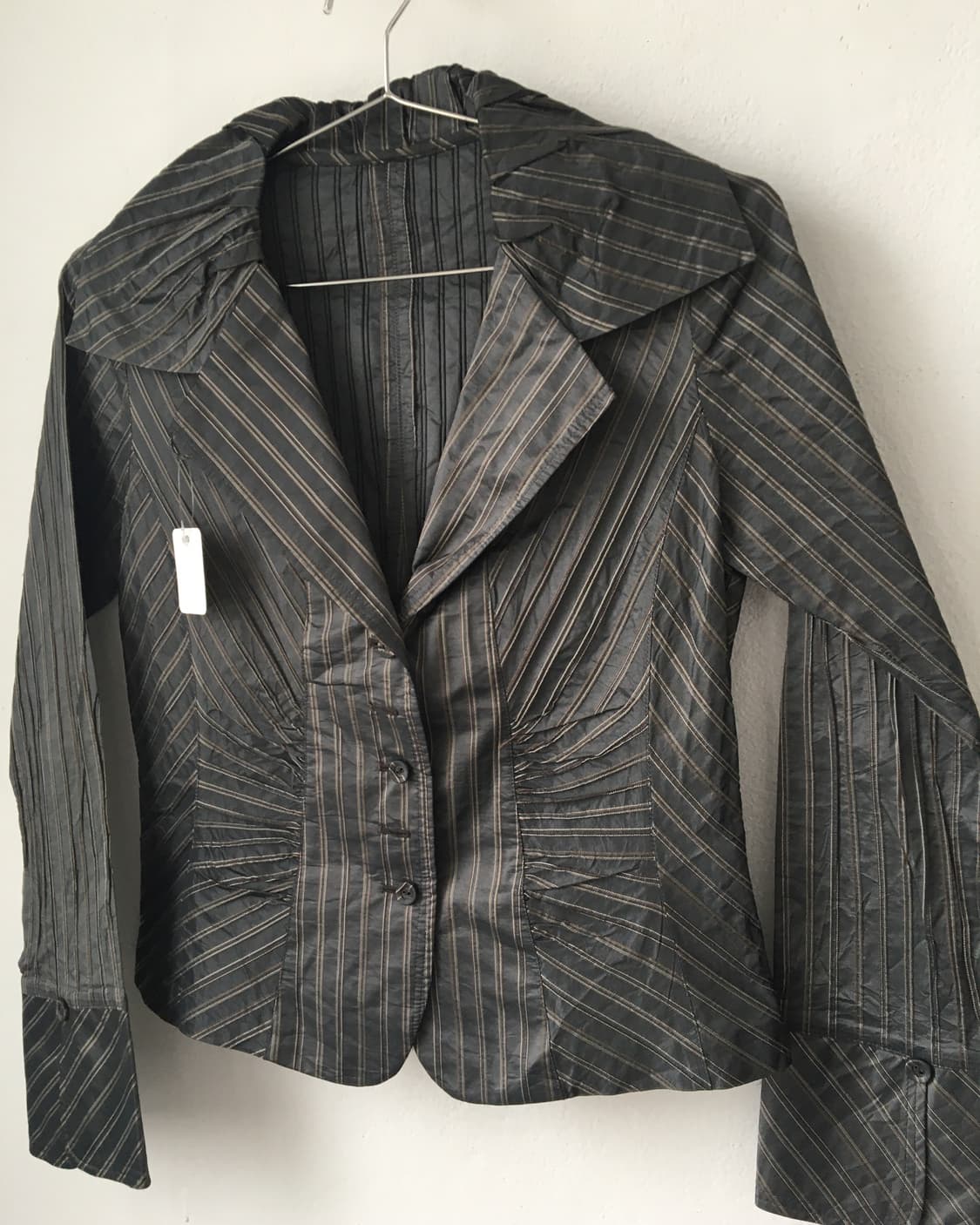 Stripe pattern glossy jacket 상품이미지4