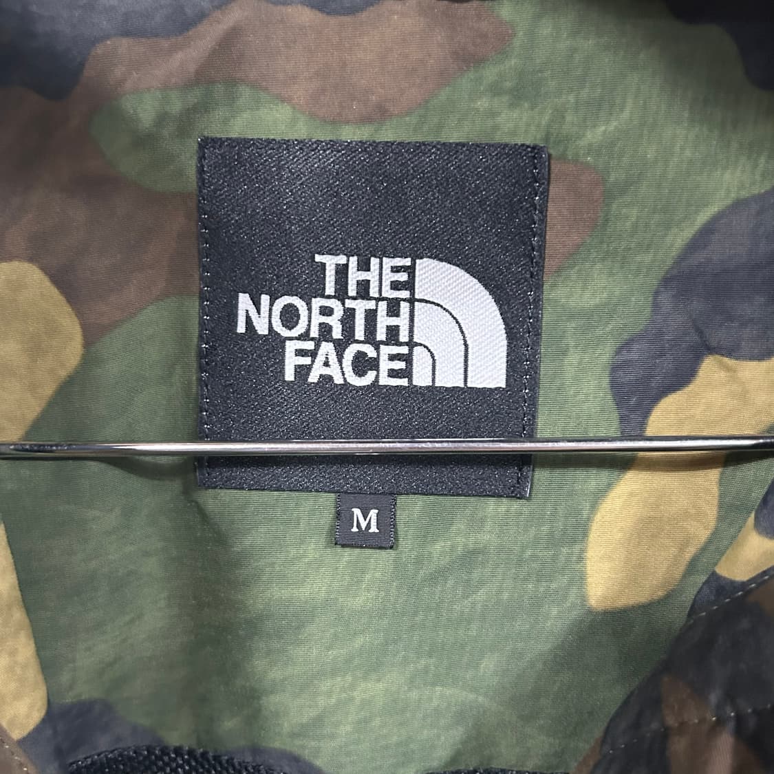 [The North Face] 노스페이스 카모 후드 바람막이자켓 상품이미지6