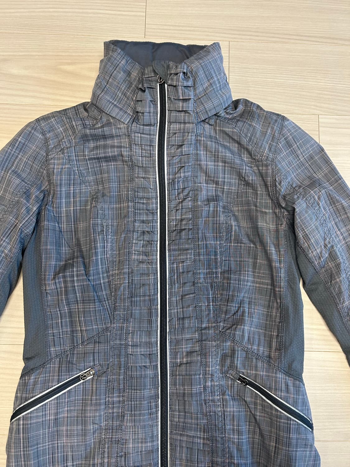 룰루레몬 바람막이 상품이미지3