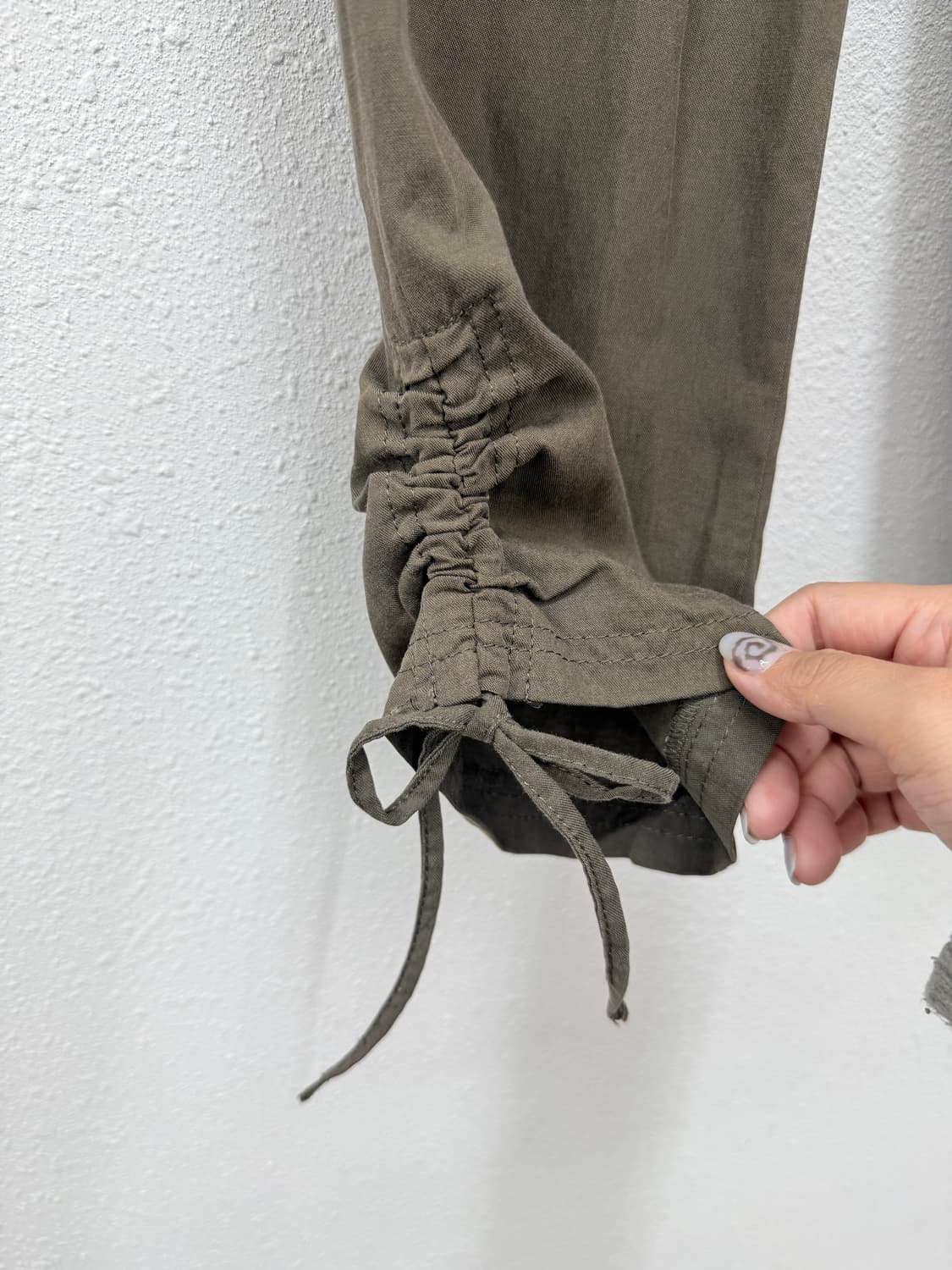 빈티지 카키 셔링 리본 카프리 팬츠 상품이미지4