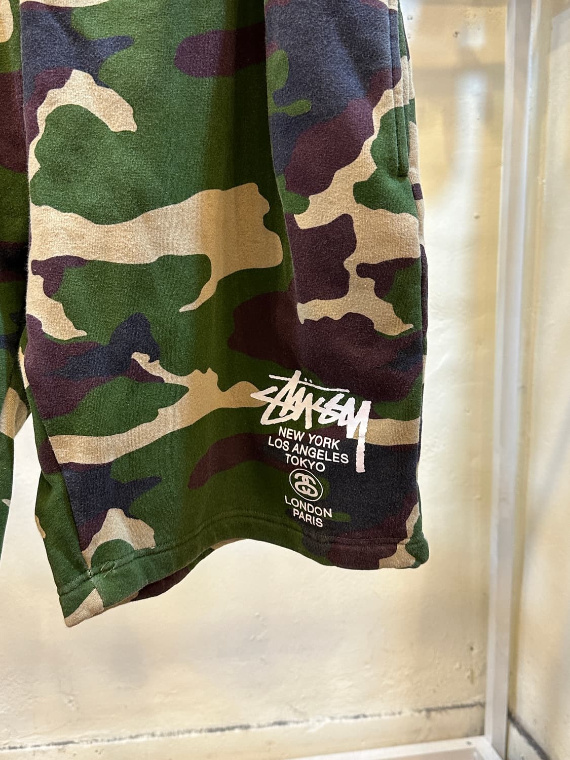 스투시 월드투어 카모플라쥬 스웻 쇼츠 XL 상품이미지2