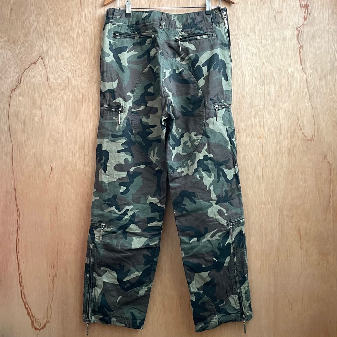 립반윙클 카모 파라슈트 팬츠 상품이미지4