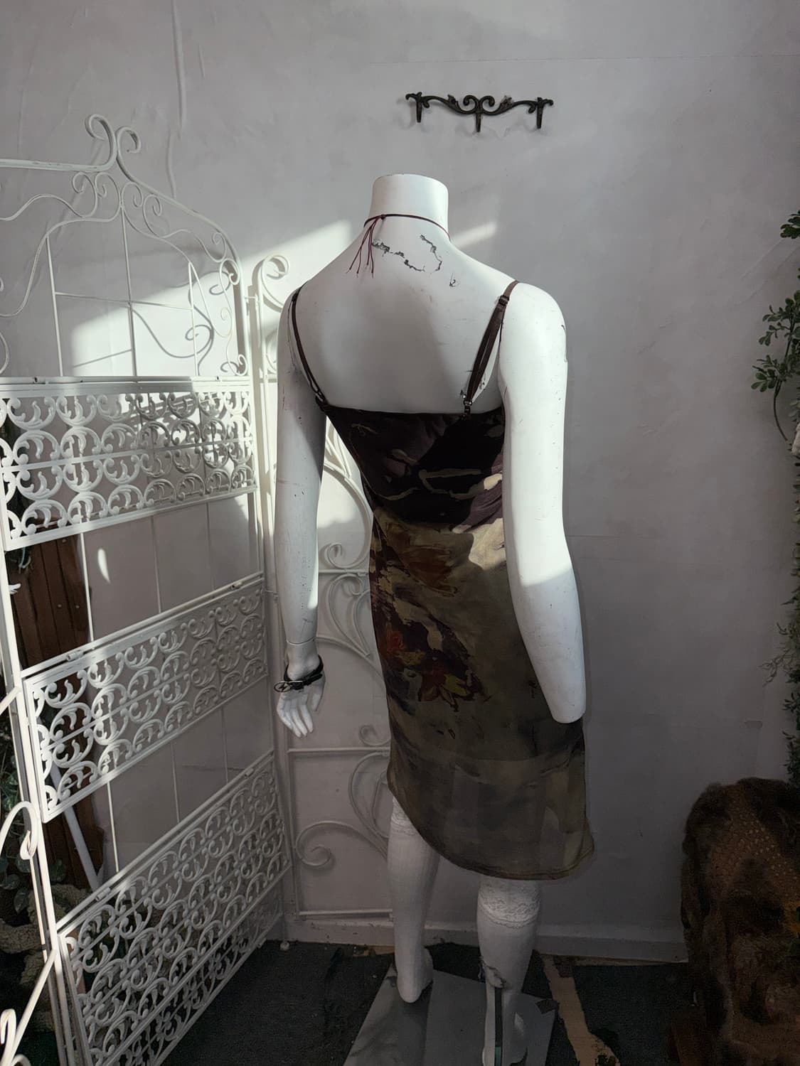 Brown oriental watercolor flower ops 상품이미지7