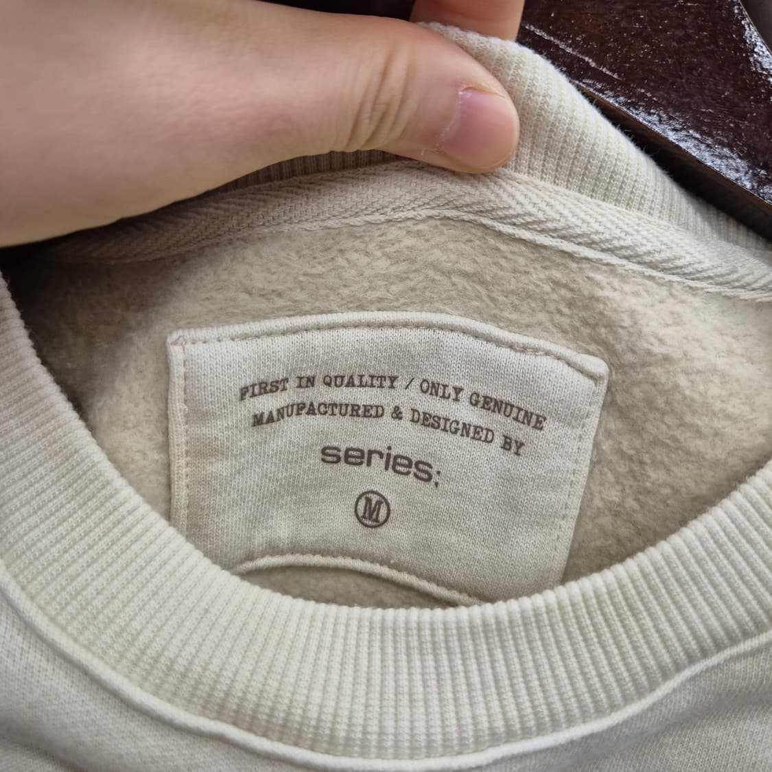 시리즈 하프 그라데이션 스웨트 100 상품이미지3