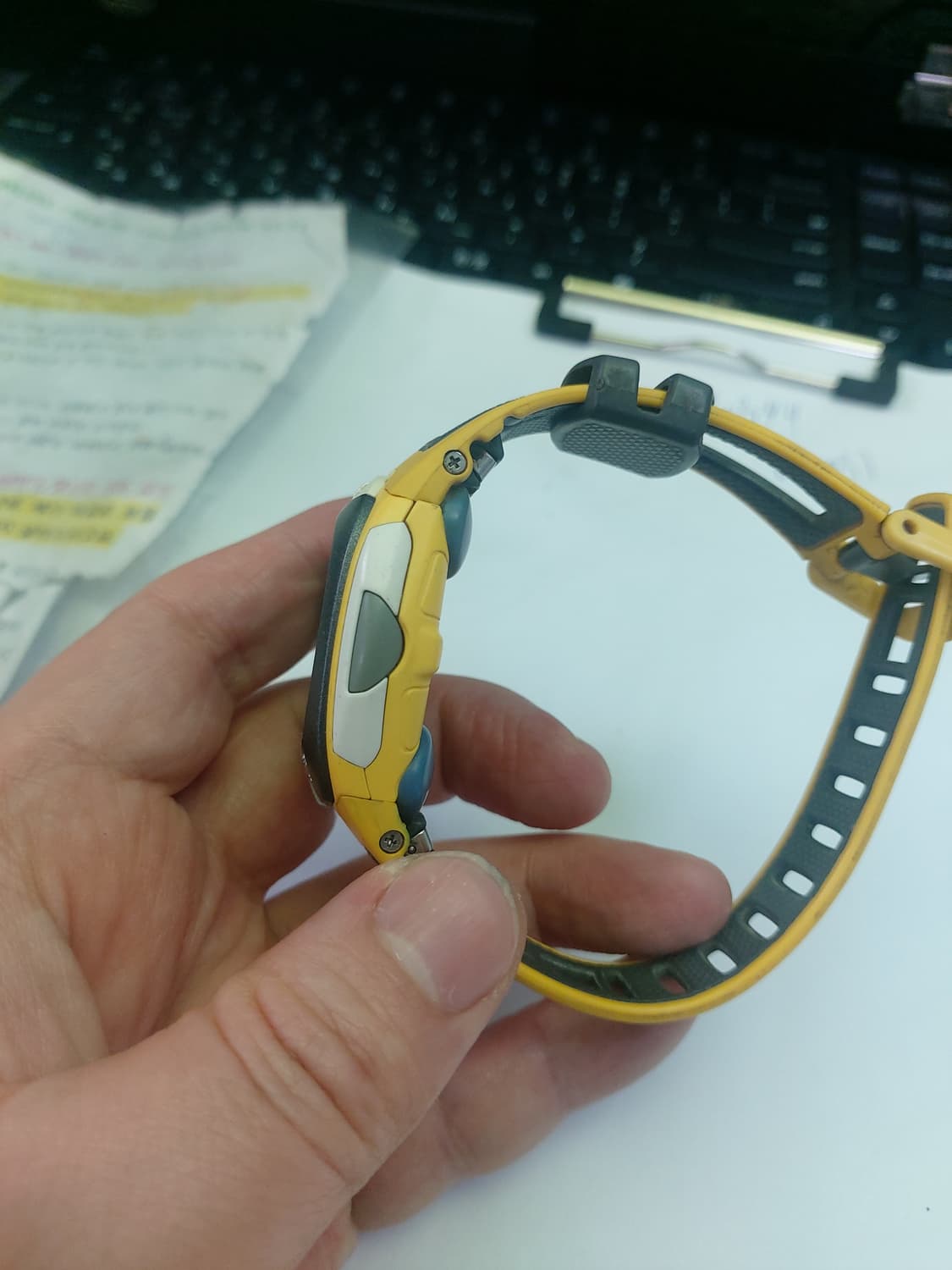 카시오 옐로우 스포츠 시계 상품이미지2