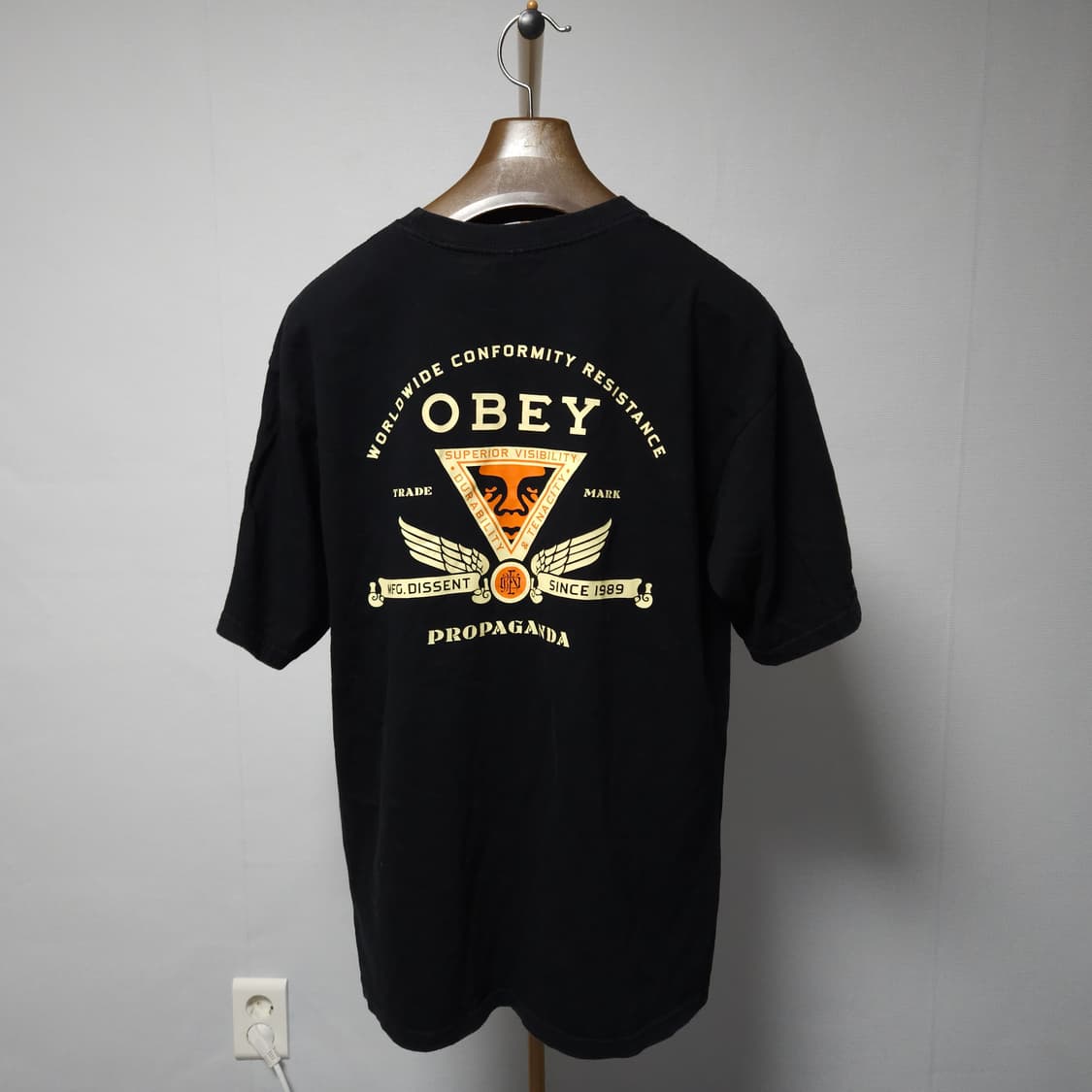 M ) OBEY 오베이 블랙 반팔 티셔츠 상품이미지5