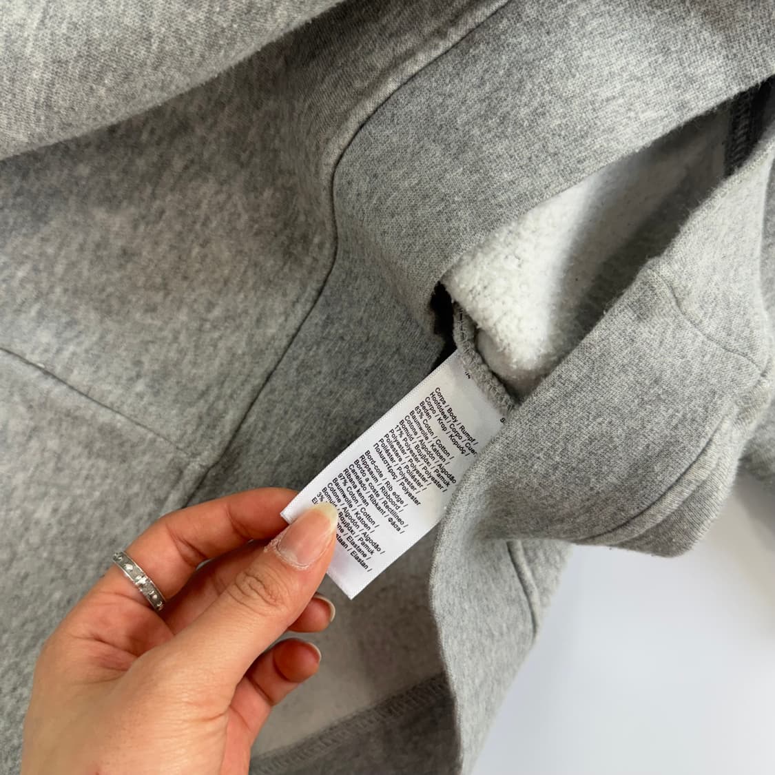 Lacoste 라코스테 스몰로고 그레이 맨투맨 상품이미지6