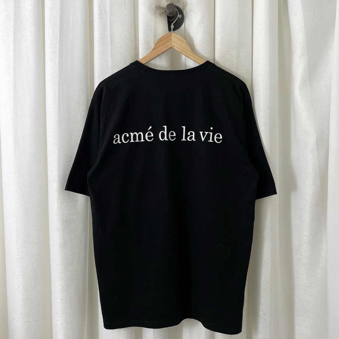 아크메드라비 블랙 빅프린팅 하프 티셔츠 상품이미지5