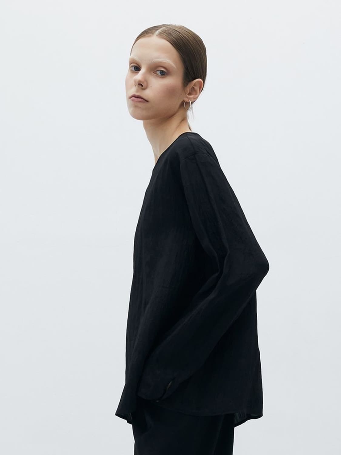 아르카익 트윙클 블라우스 상품이미지1