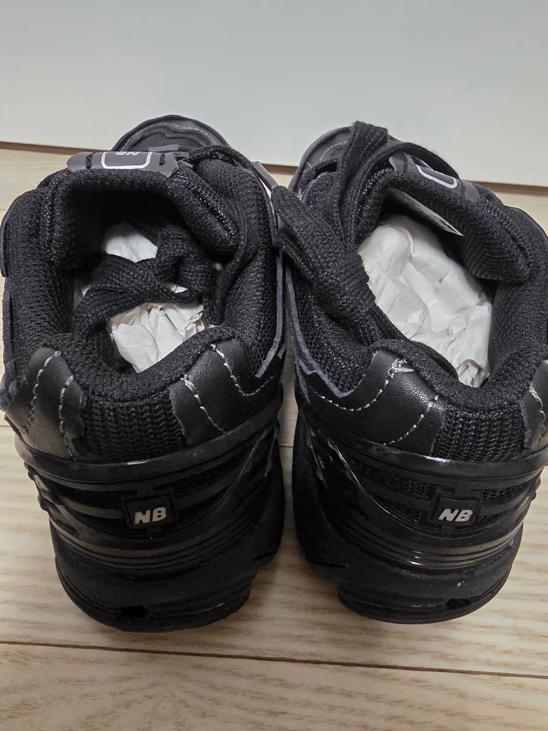 뉴발란스 1906D 올블랙 운동화 상품이미지6