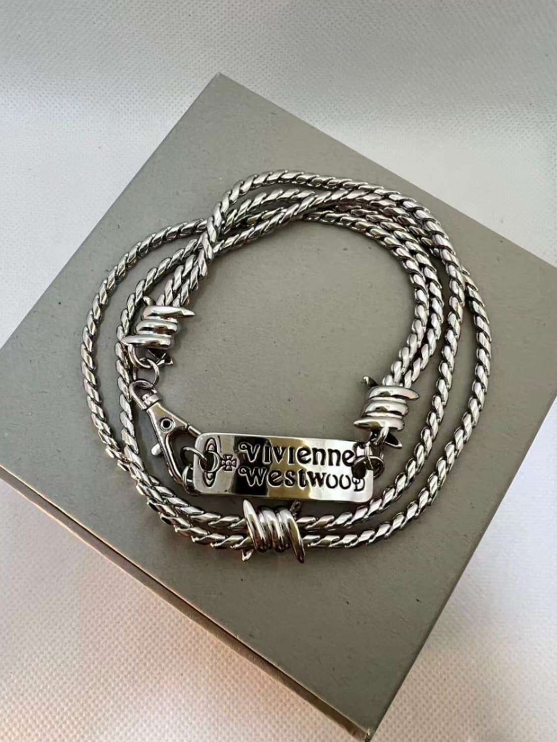 비비안웨스트우드 레터링 orb 각인 체인 초커 목걸이 상품이미지2