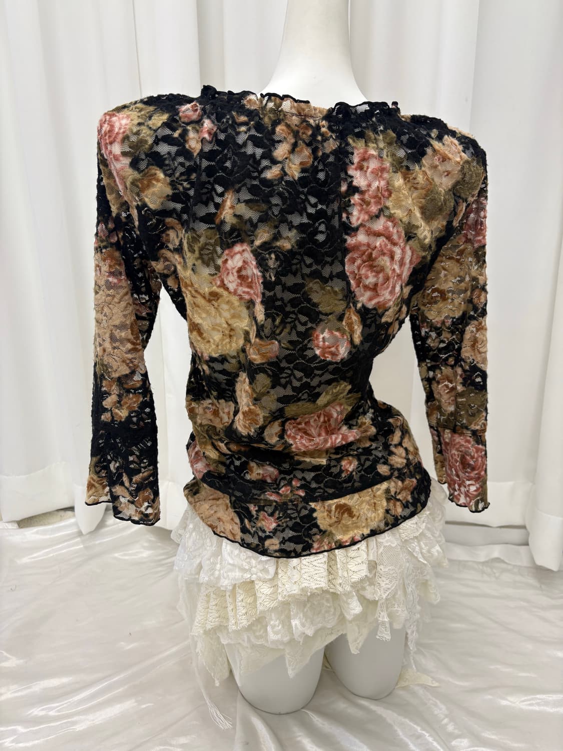 플라워 시스루 블라우스 상품이미지3