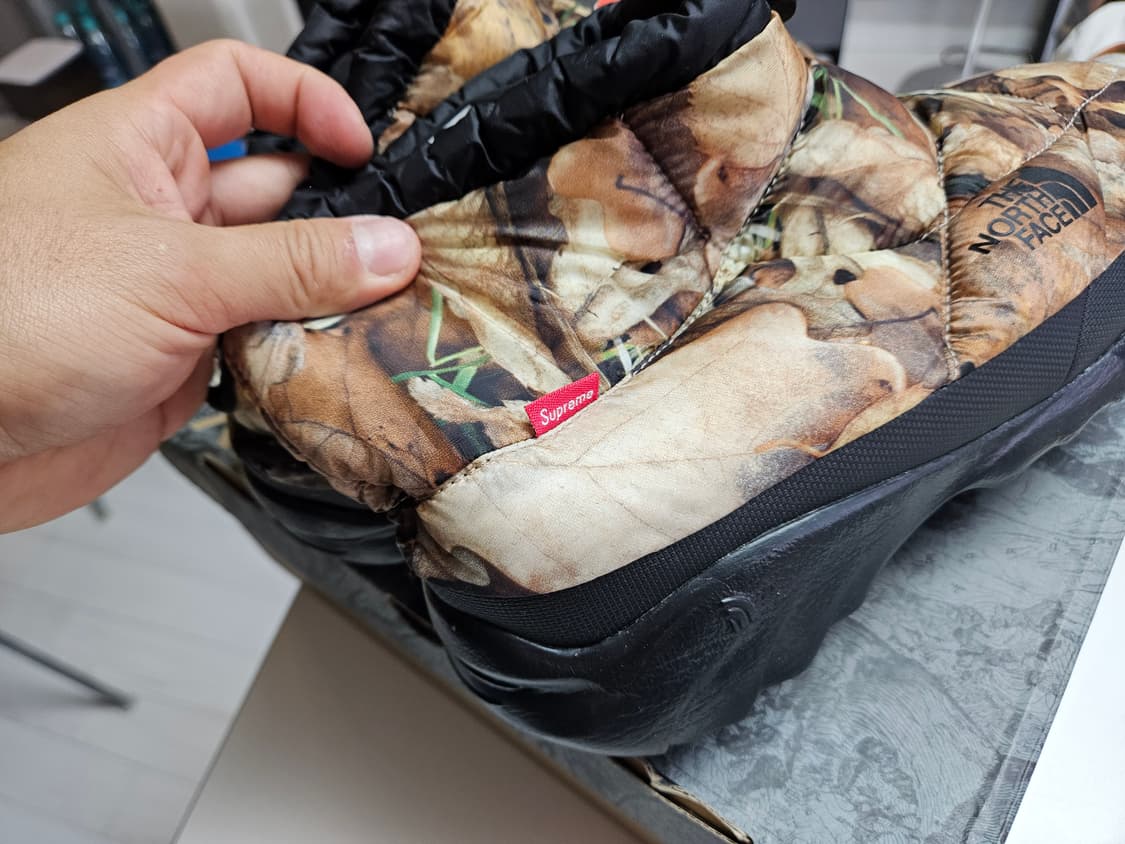 슈프림 x 노스페이스 리얼트리  눕시 부티 패딩부츠 270 상품이미지3