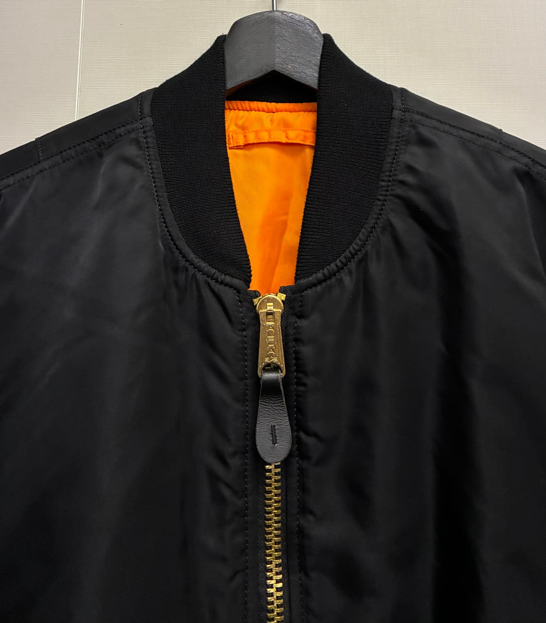 (L/105)알파인더스트리 ma-1 블랙 레귤러 플라이트 항공점퍼 마원 상품이미지4