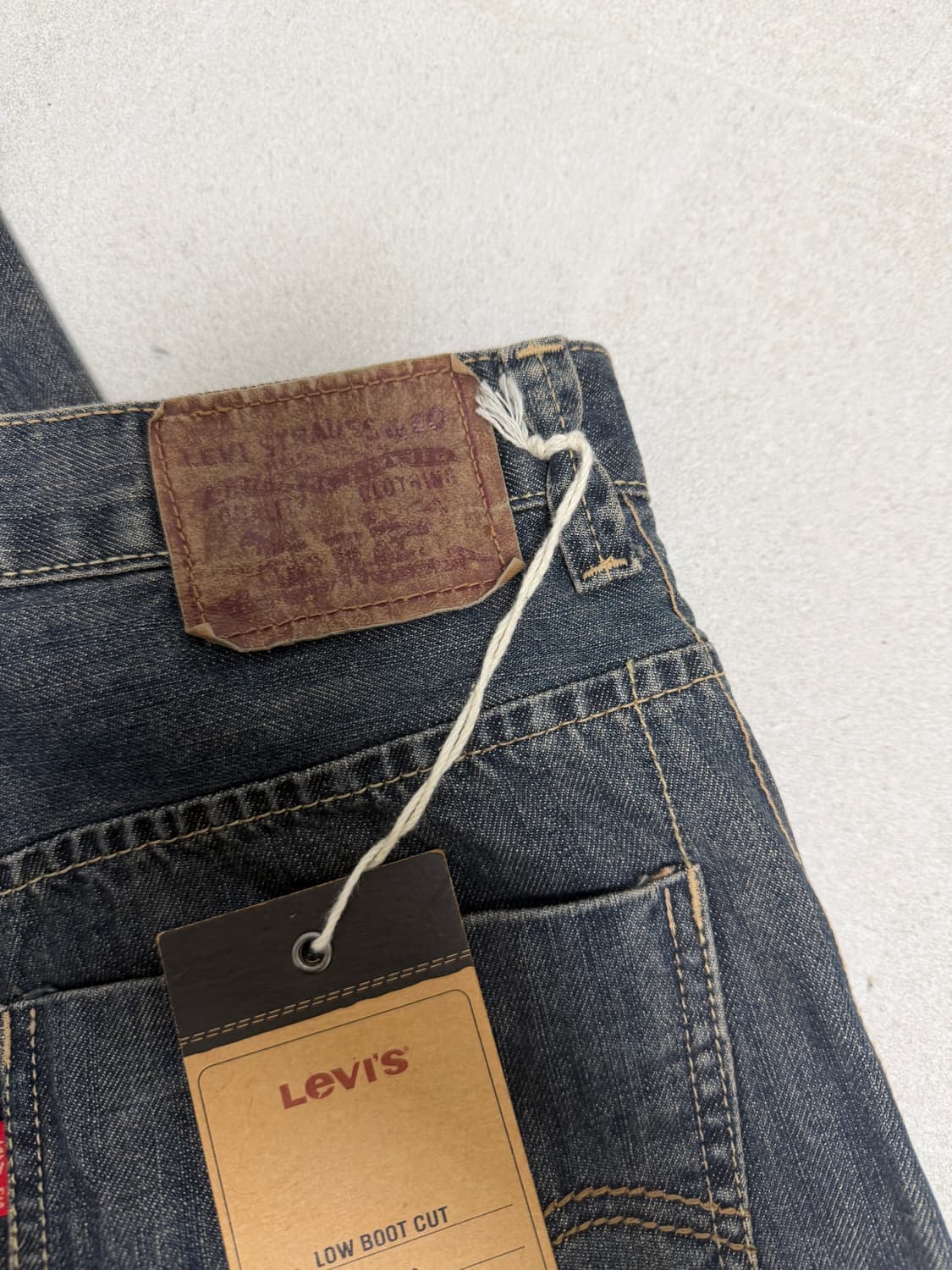 리바이스 로우라이즈 스트레이트 부츠컷 팬츠 527 상품이미지5