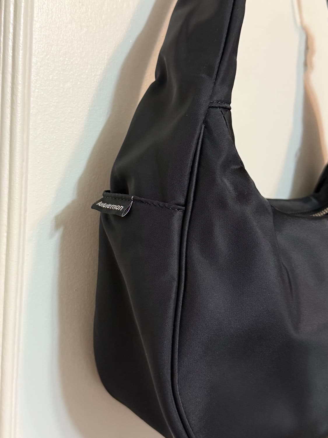 룰루레몬 시티 에센셜 숄더백 블랙 상품이미지6