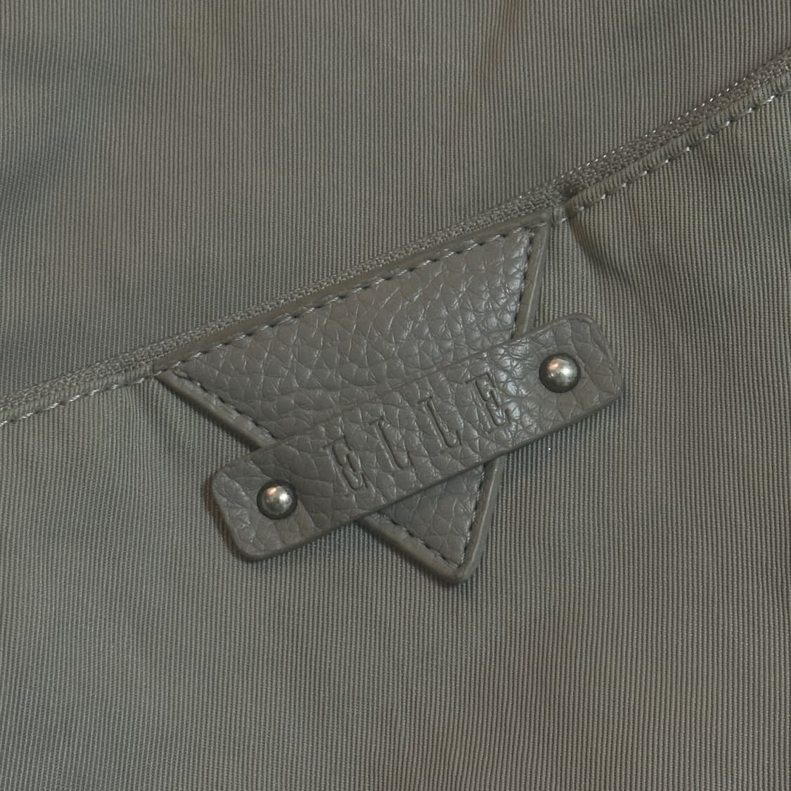 엘르 그레이 나일론 백팩 상품이미지6