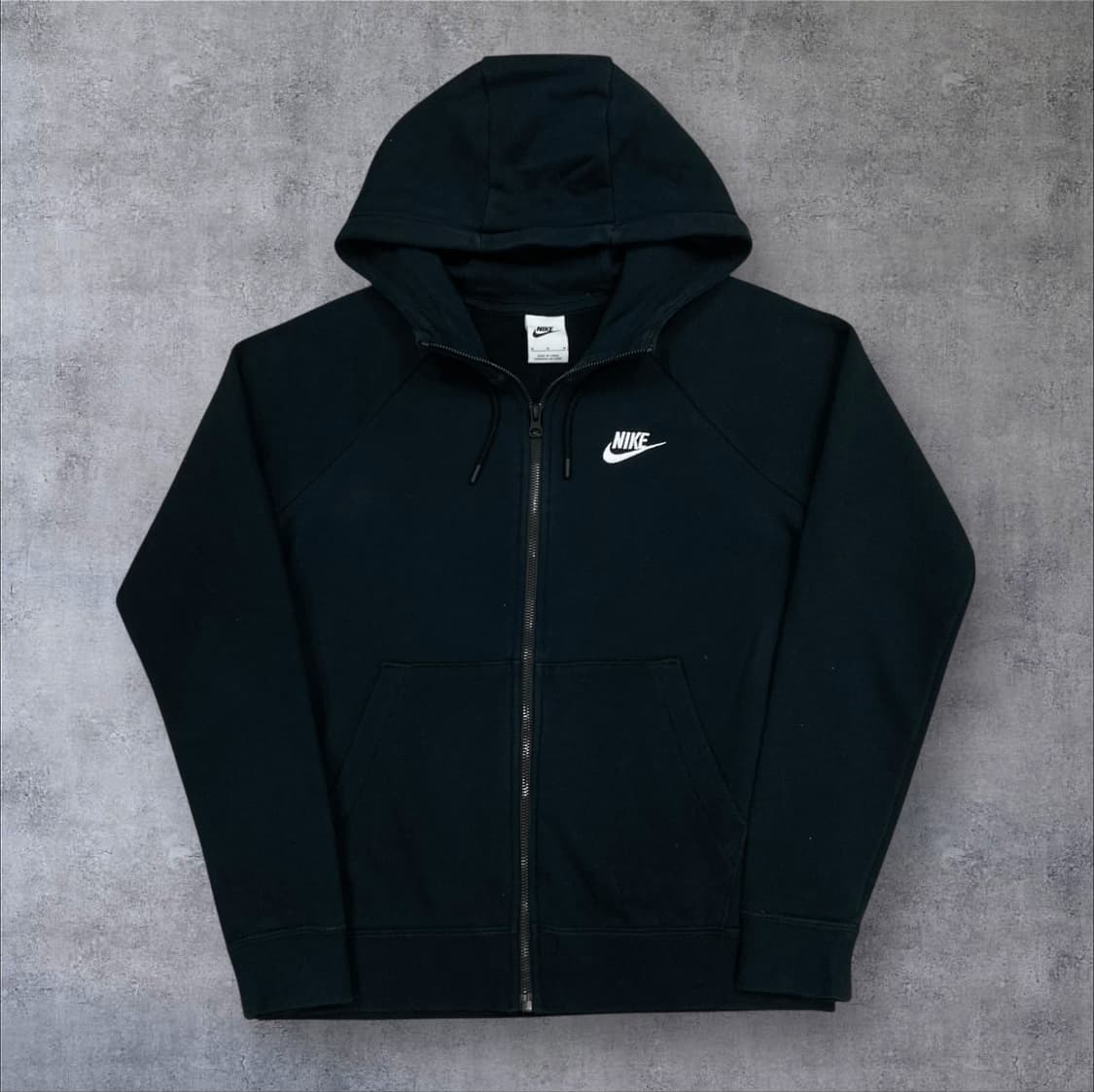 나이키 블랙 컬러 퓨추라 스몰 로고 후드 집업 상품이미지1