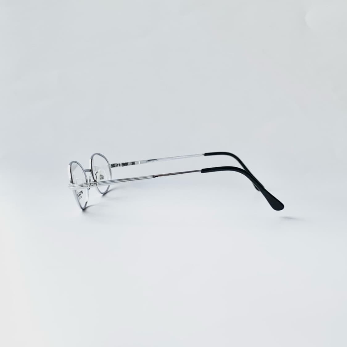 [픽키-697] 실버 메탈 풀프레임 안경 슬림 오벌 프레임 미니멀 상품이미지4