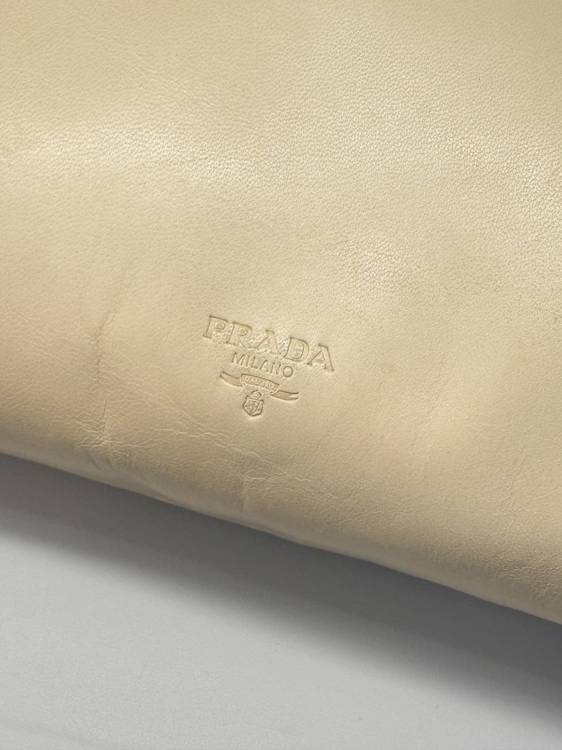 프라다 소프트 레더 토트백 상품이미지6
