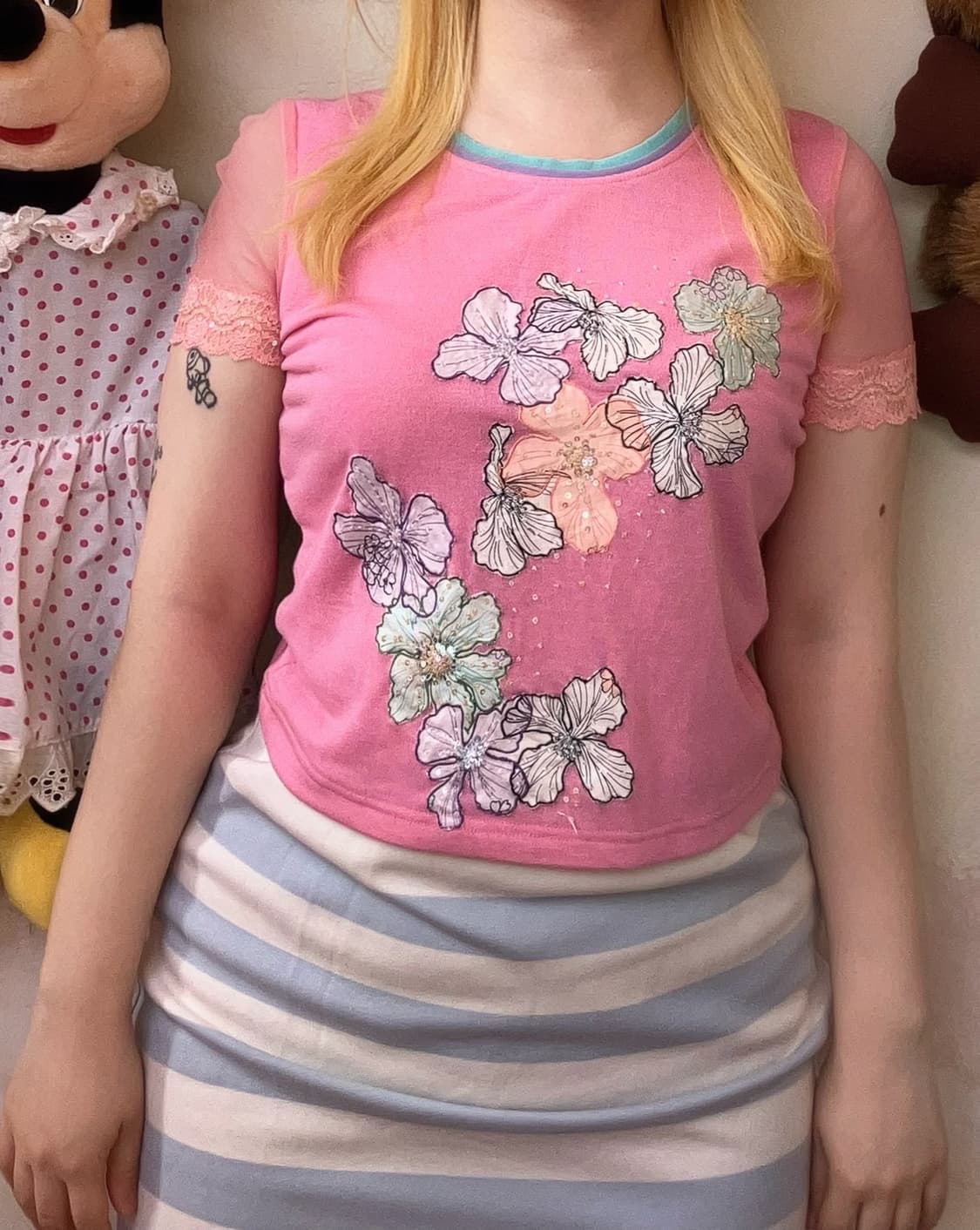 jpn 핑크 비즈 플라워 티셔츠 상품이미지1