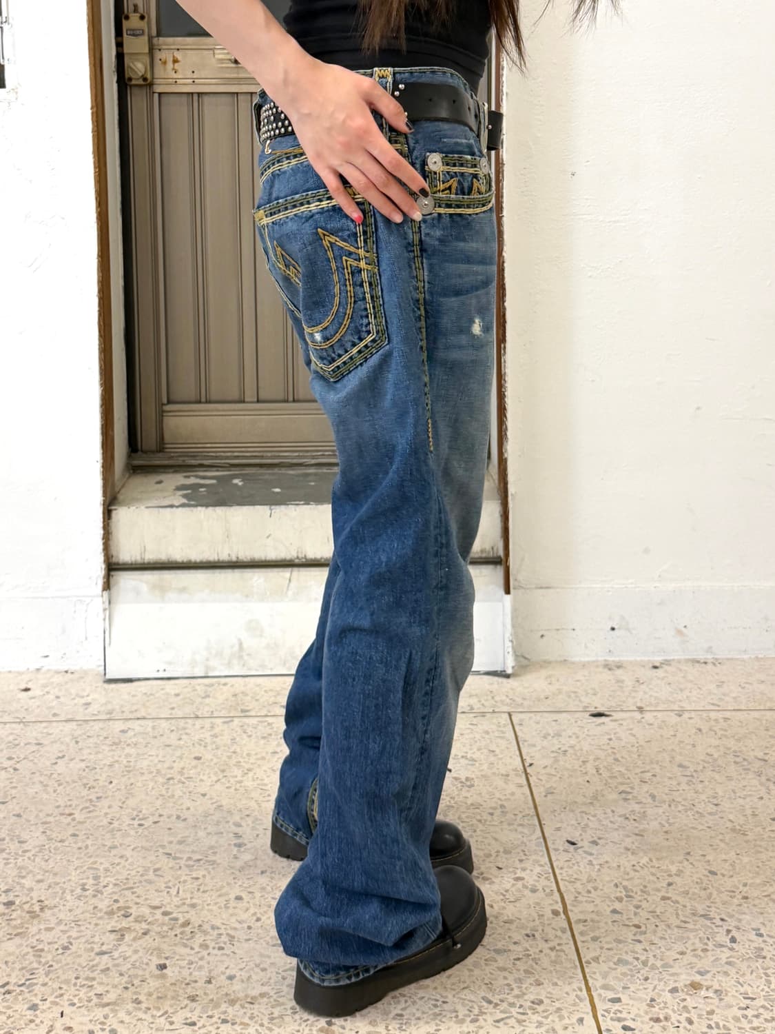 트루릴리전 스트레이트 핏 상품이미지3