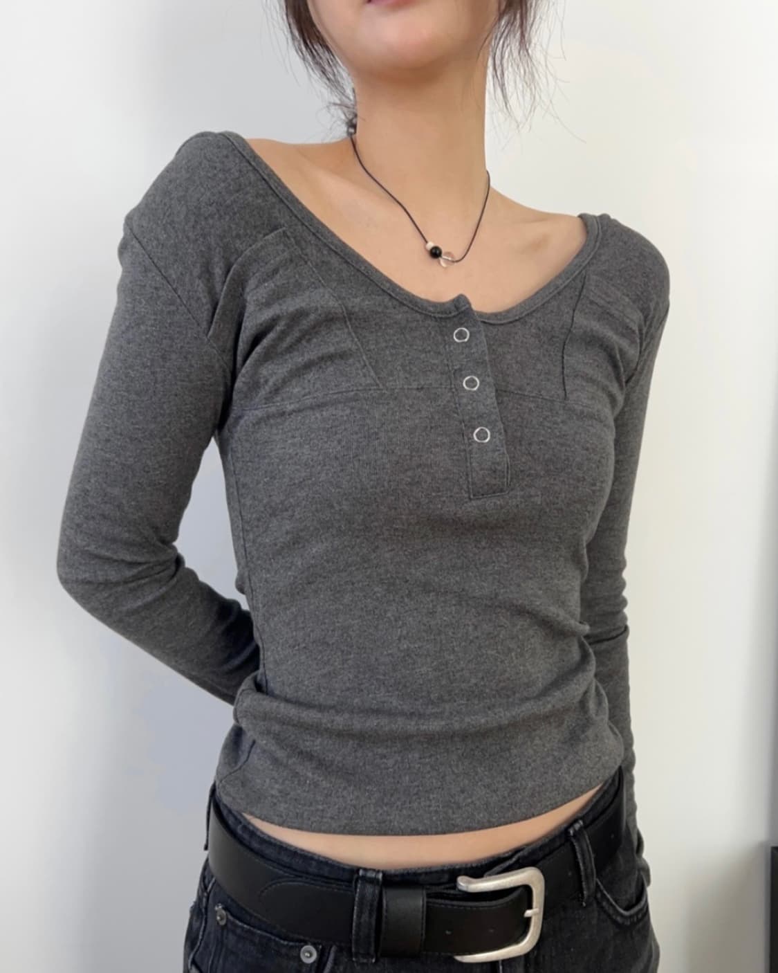 스냅 버튼 포켓 슬림 후드티 차콜 새상품 상품이미지1