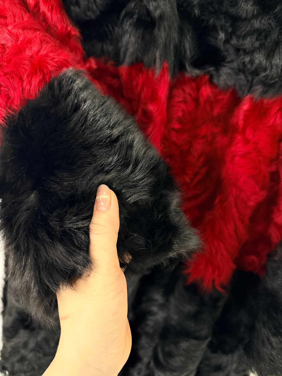 블랙&레드 리얼 양퍼 코트 상품이미지5