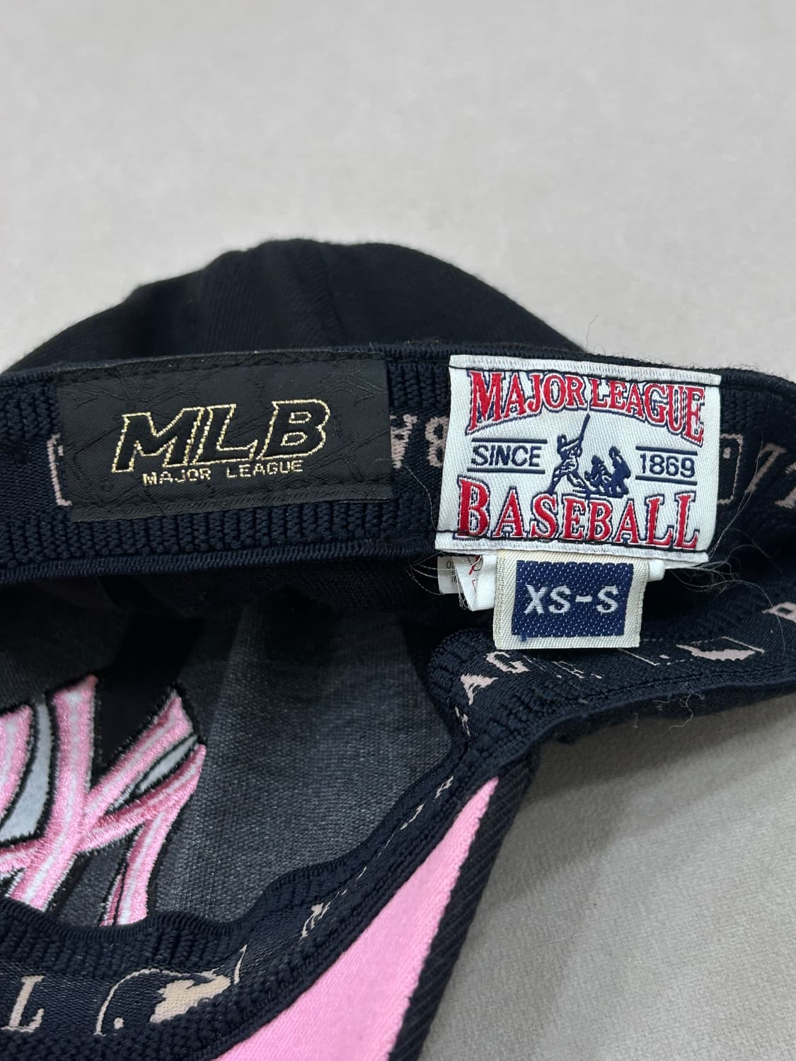 MLB 뉴욕 양키스 블랙 핑크 볼캡 야구 모자 xs-s 상품이미지9