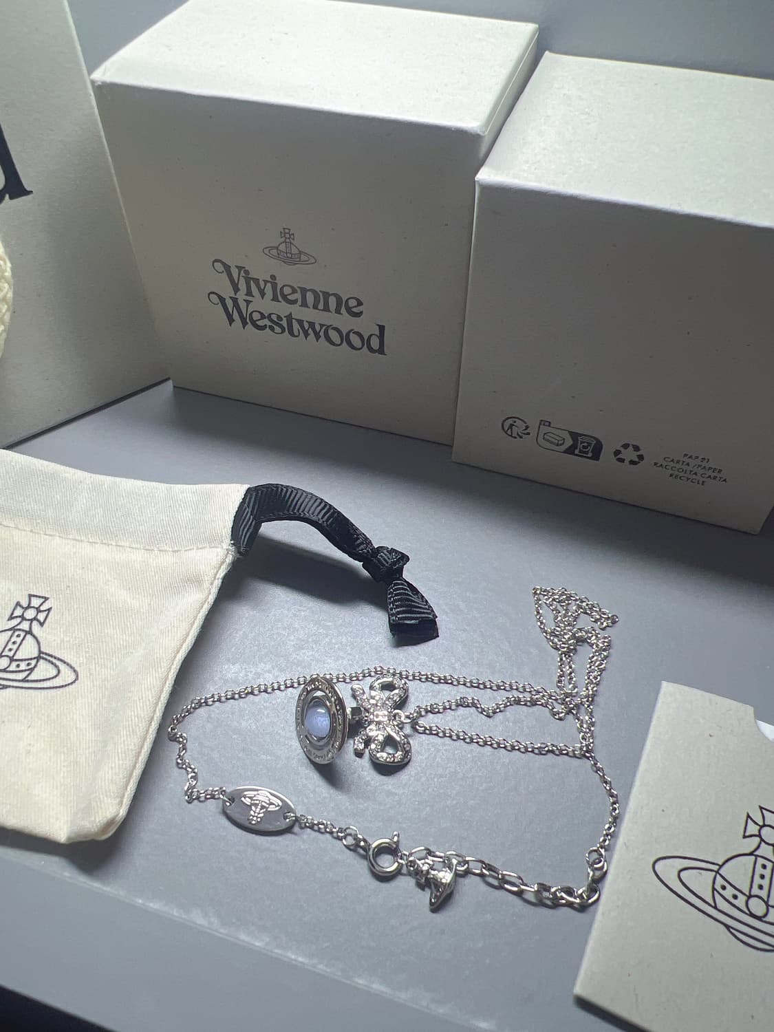 비비안웨스트우드 옥타비에 리본 목걸이 상품이미지5