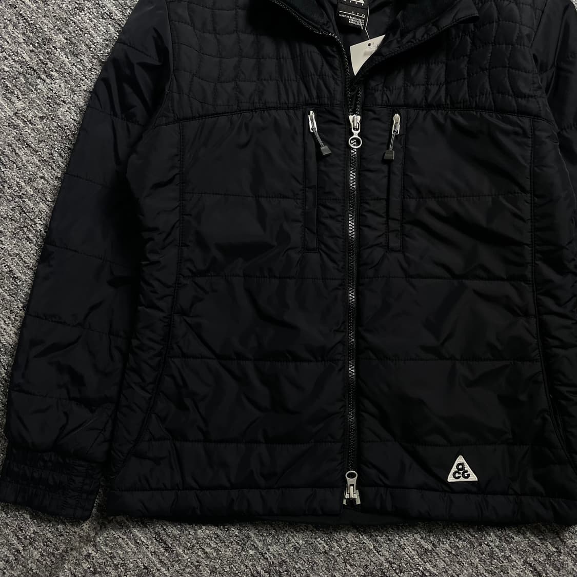 나이키 acg 우먼스 퀼티드 자켓 블랙 o 2180 상품이미지3