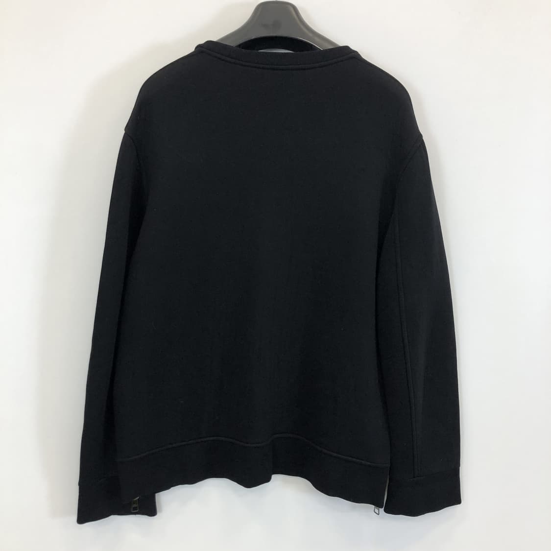 닐바렛 볼트 사이드지퍼 맨투맨 [105] 상품이미지4