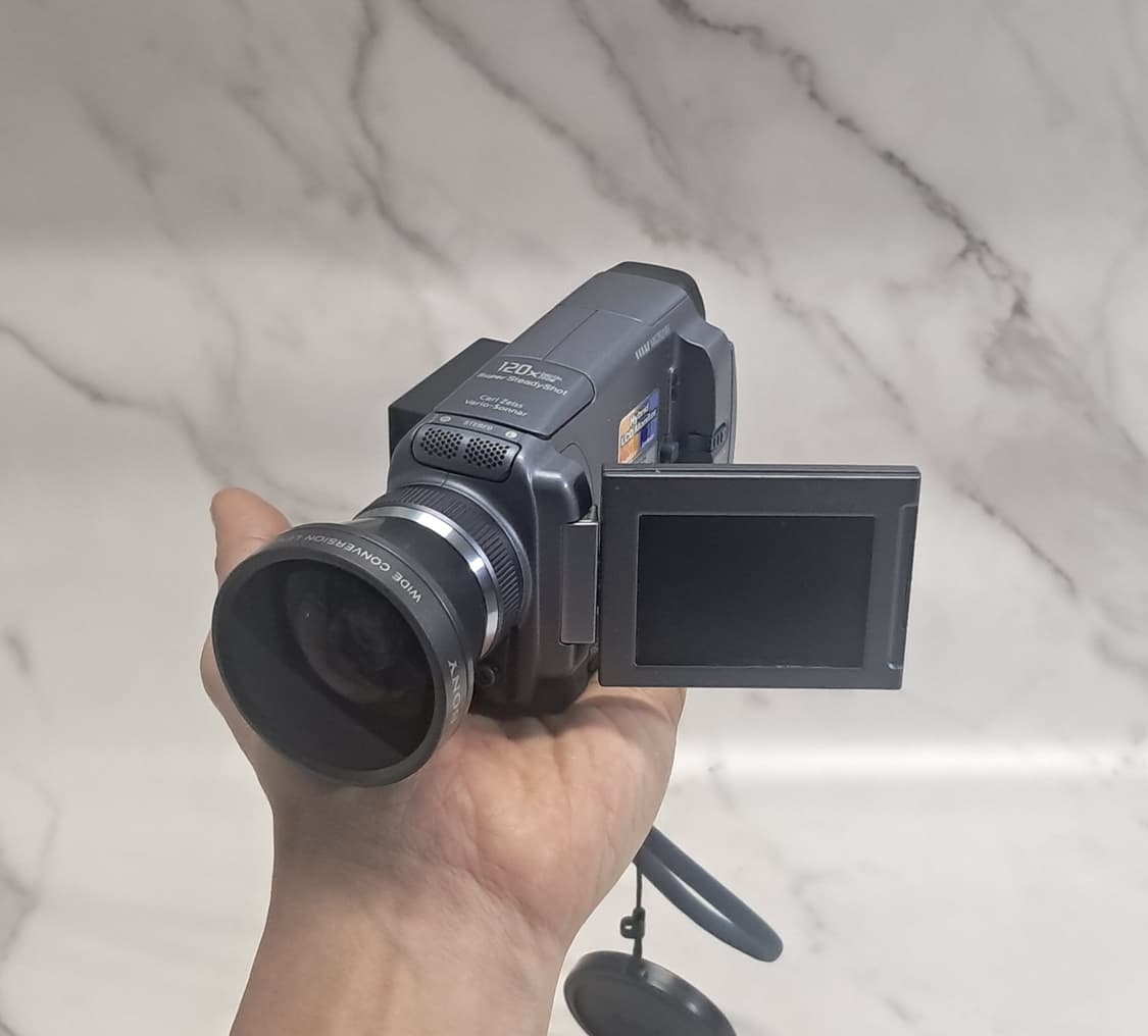 희귀! 최상! 소니 4mm 핸디캠 DCR-IP45 /광각컨버터 상품이미지2