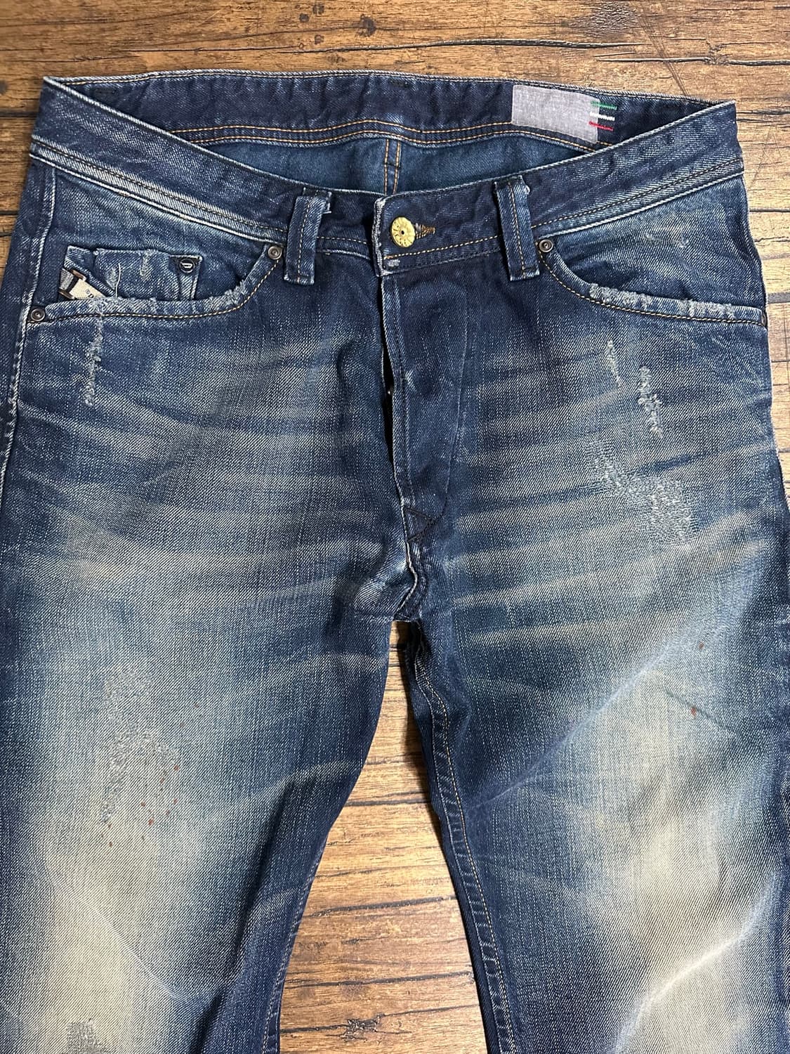 디젤 DIESEL DARRON 버튼플라이 이탈리아제 워싱 데님 팬츠 31 상품이미지2