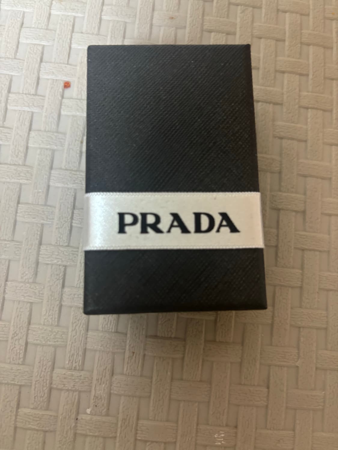 프라다 목걸이 상품이미지3