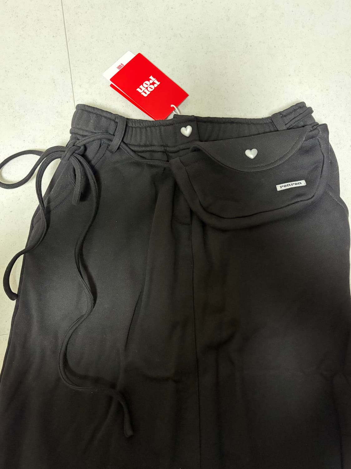 론론 미니 포켓 백 세트 블랙 롱스커트 새상품 상품이미지4