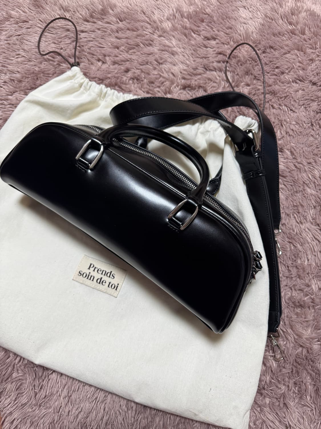 프렌즈손데토이 하프문 볼링백 토트_블랙 상품이미지5