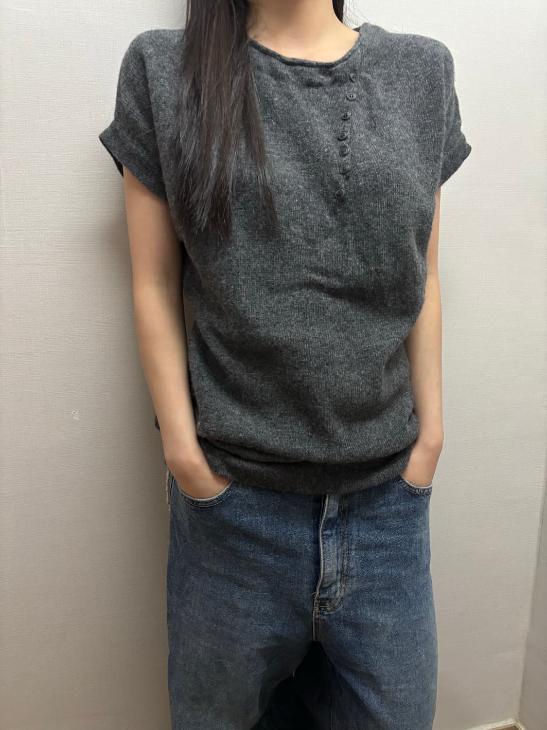 빈티지 그레이 버튼 니트 상품이미지3